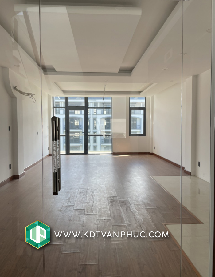 Bán shophouse vạn phúc city