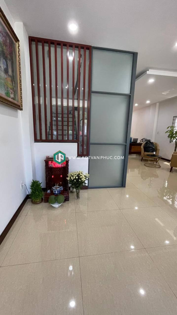 cho thuê văn phòng vạn phúc city