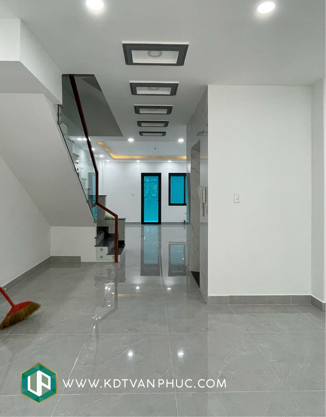Cho thuê nhà Vạn Phúc City