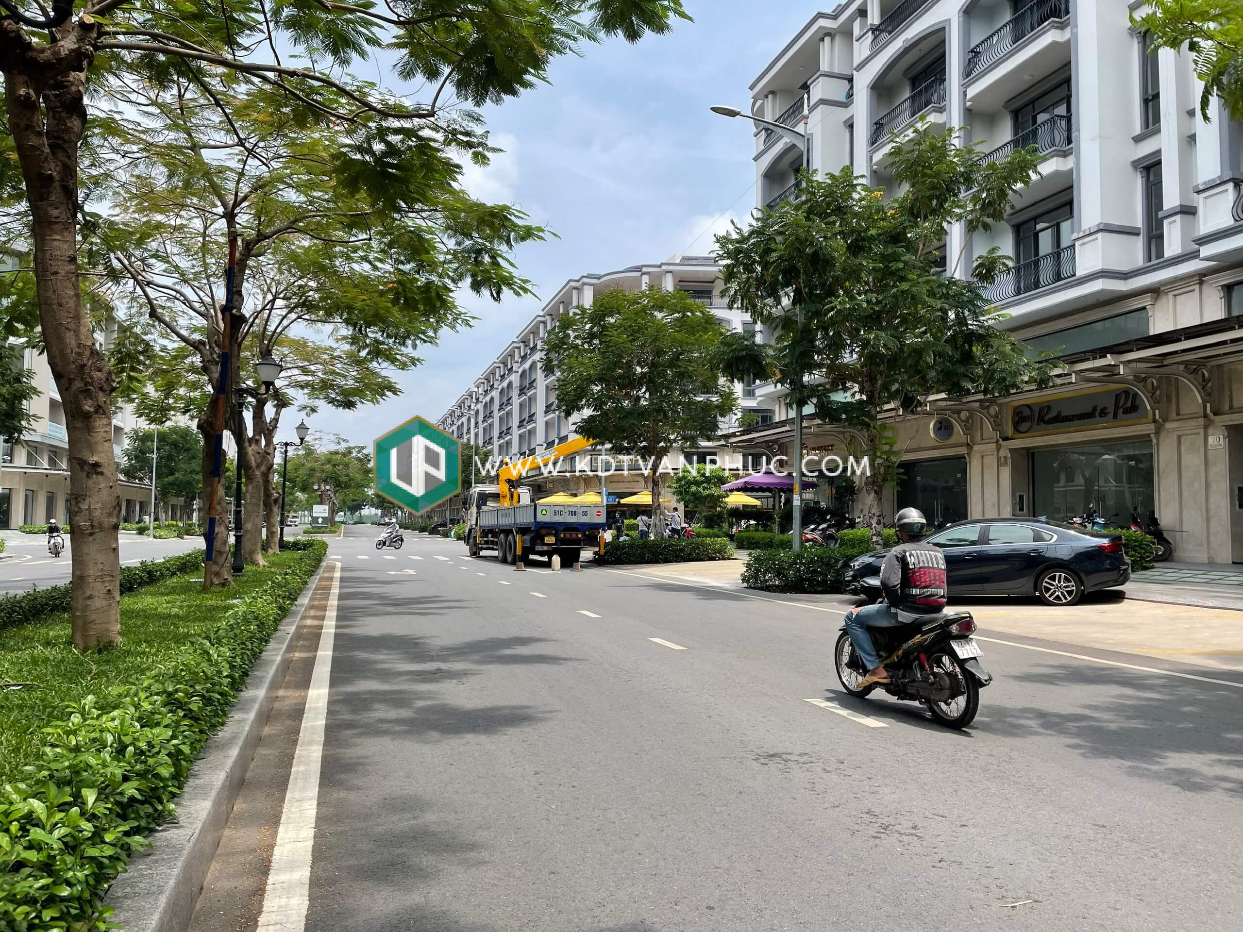 bán shophouse vạn phúc city