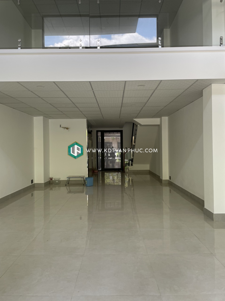 bán shophouse vạn phúc city