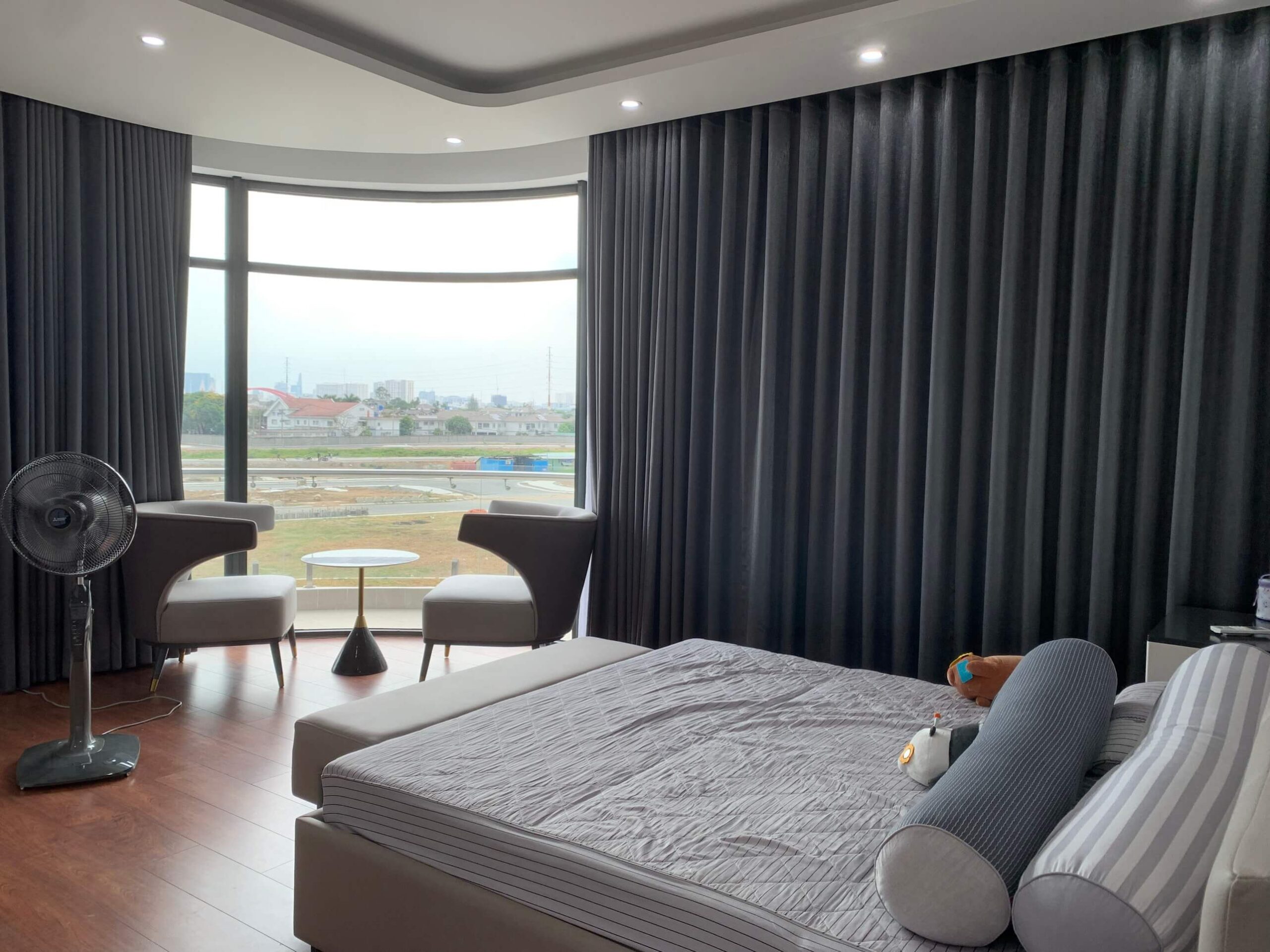 Căn góc 8.5x20m full nội thất tại đường 5