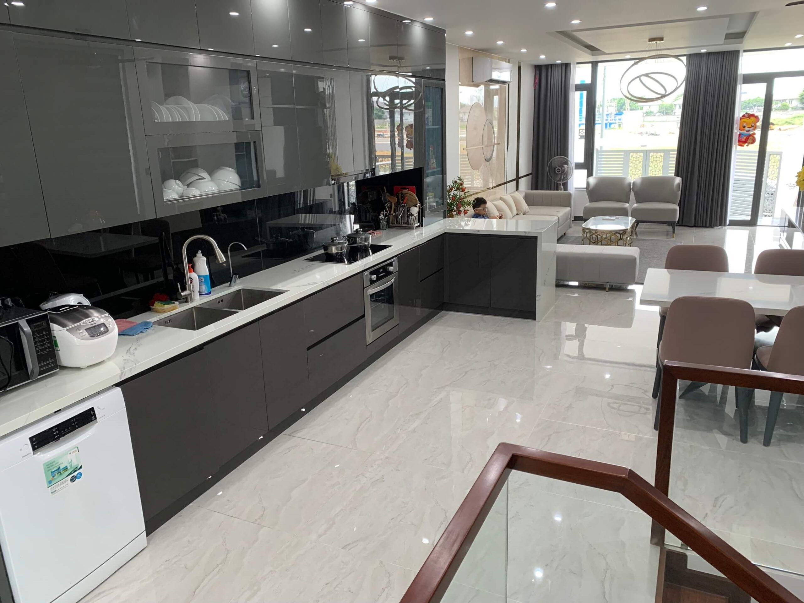 bán nhà vạn phúc city