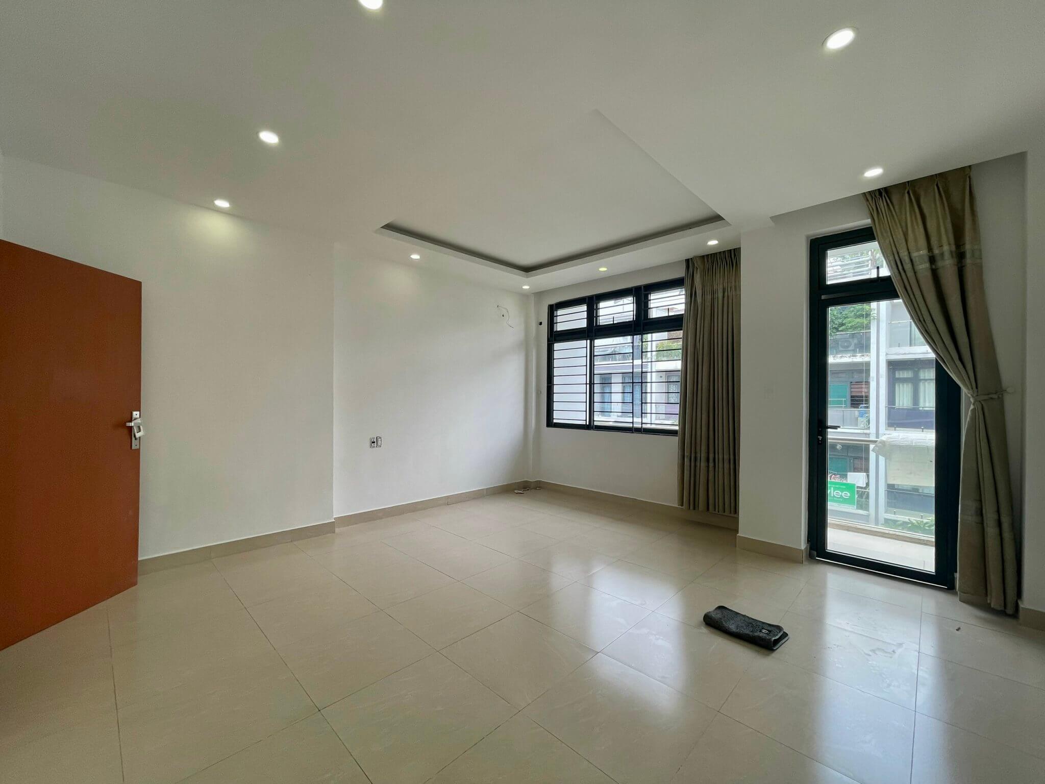 bán nhà vạn phúc city